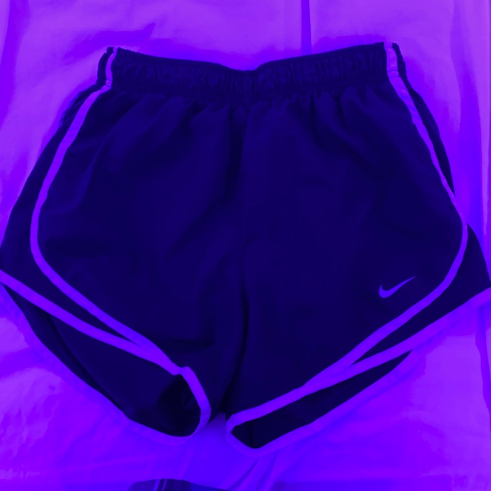 black nike shorts